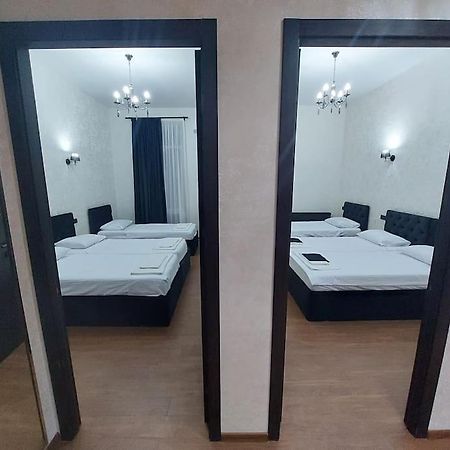 Soma Apartment Kutaisi Bagian luar foto